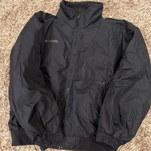 Columbia Light weight wind breaker